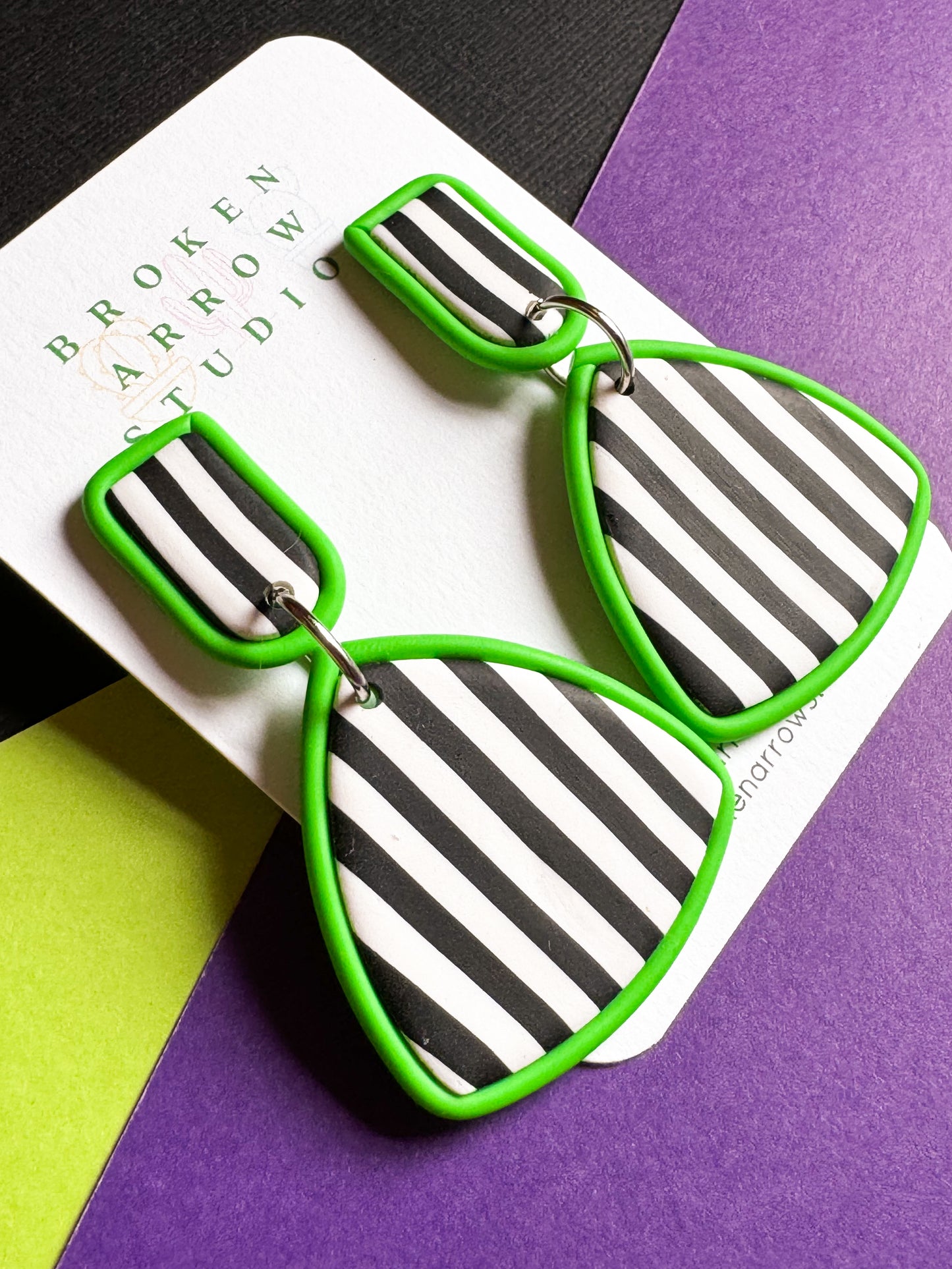 Beetlejuice Triangle Dangles