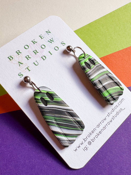 Green/Black Swirled Ghost Dangles 2