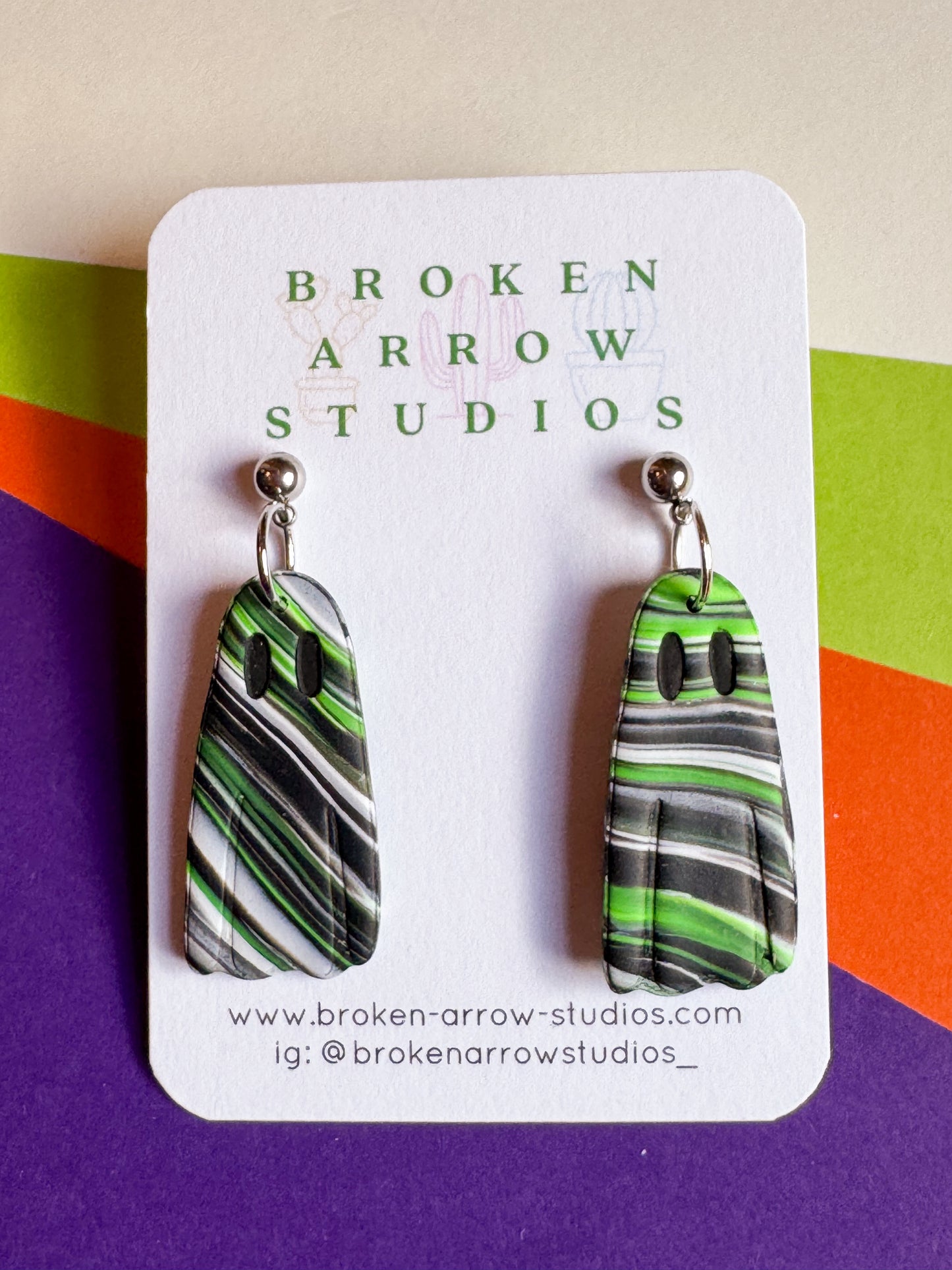 Green/Black Swirled Ghost Dangles 2
