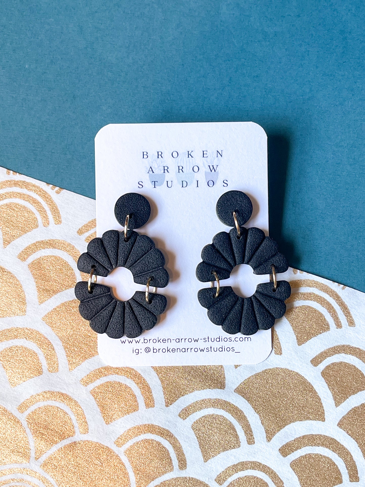 Black and Gold Full Flower Dangles